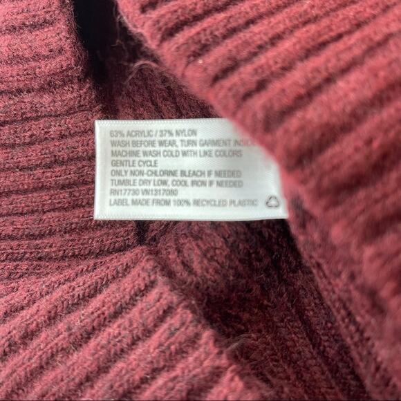 Cat & Jack Boys Mock Neck Pullover Sweater Size Medium - Picture 3 of 5